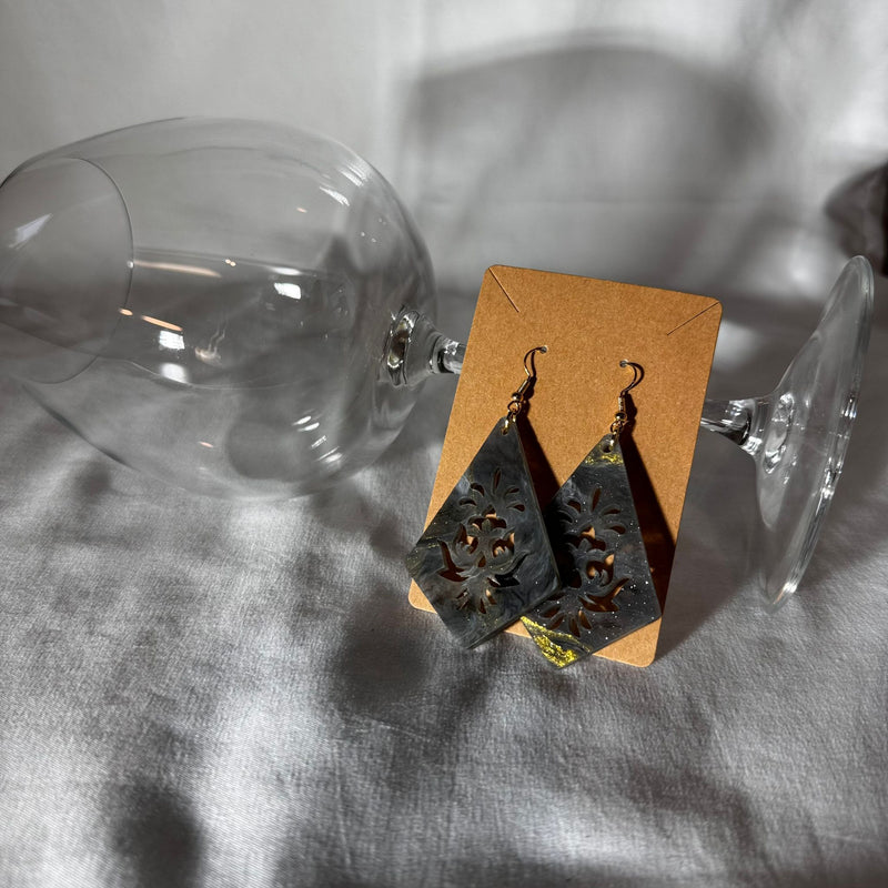 Fashion Jewelry Handmade, Acrylic Earrings Drop Dangle Perfect for all occasions, Ideal for Summer, Beach, Parties...