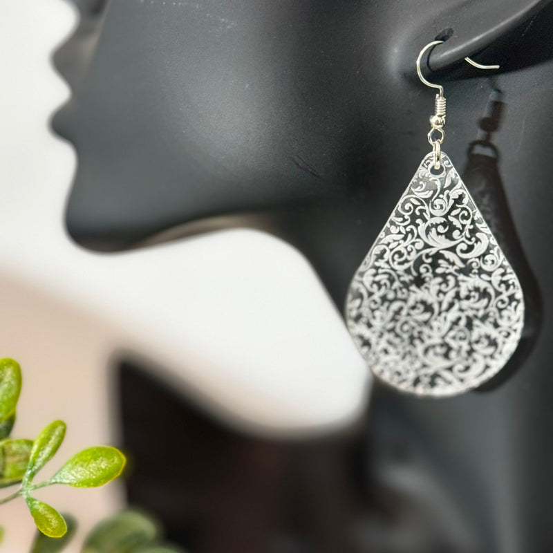 Modern Earring Engrave Lace in Acrylic (Drop)