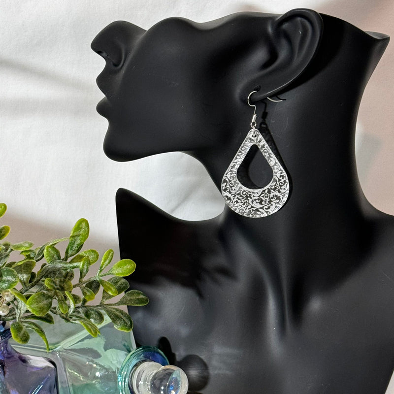 Modern Earring Engrave Lace in Acrylic